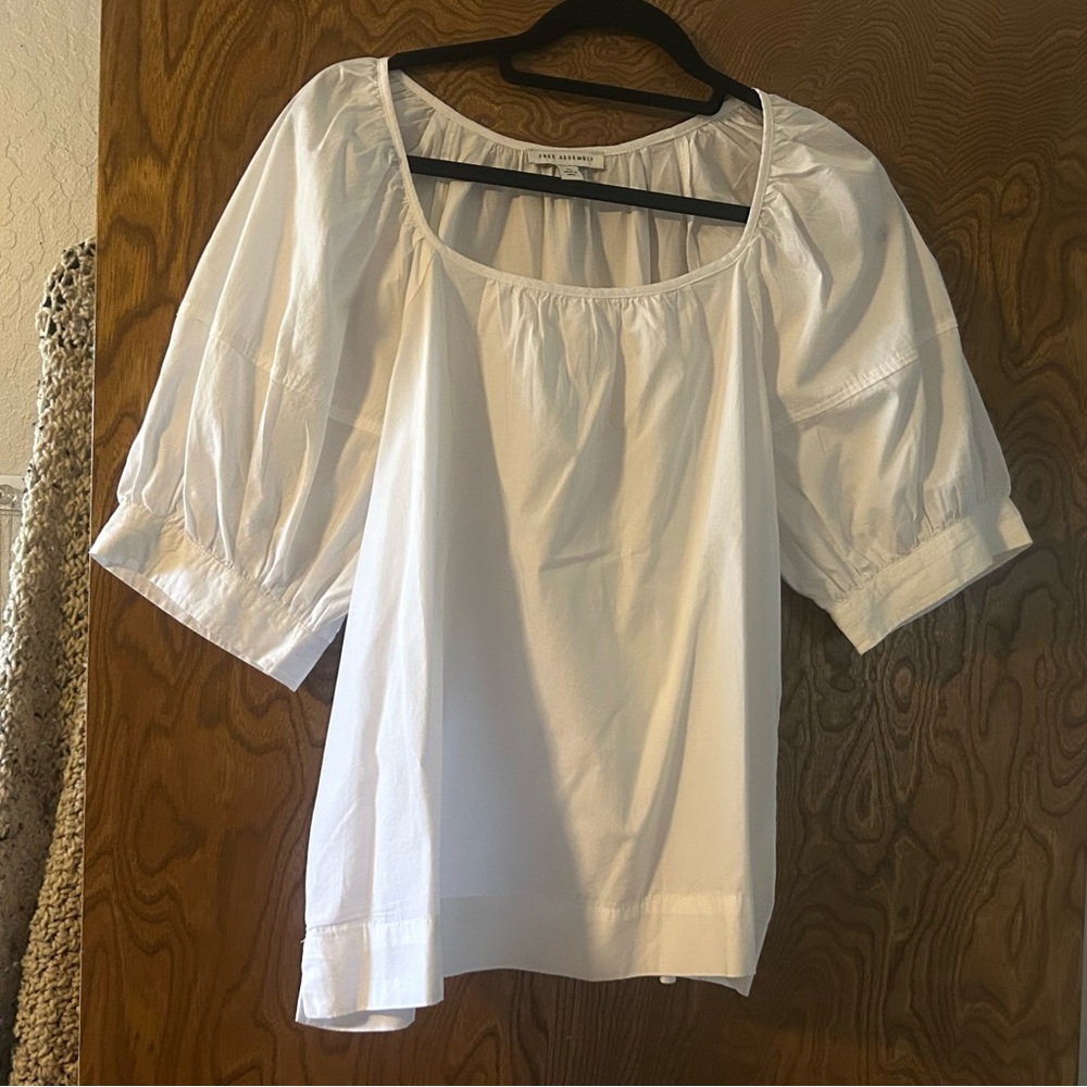 White Puff-Sleeve Peasant Blouse - Free Assembly
